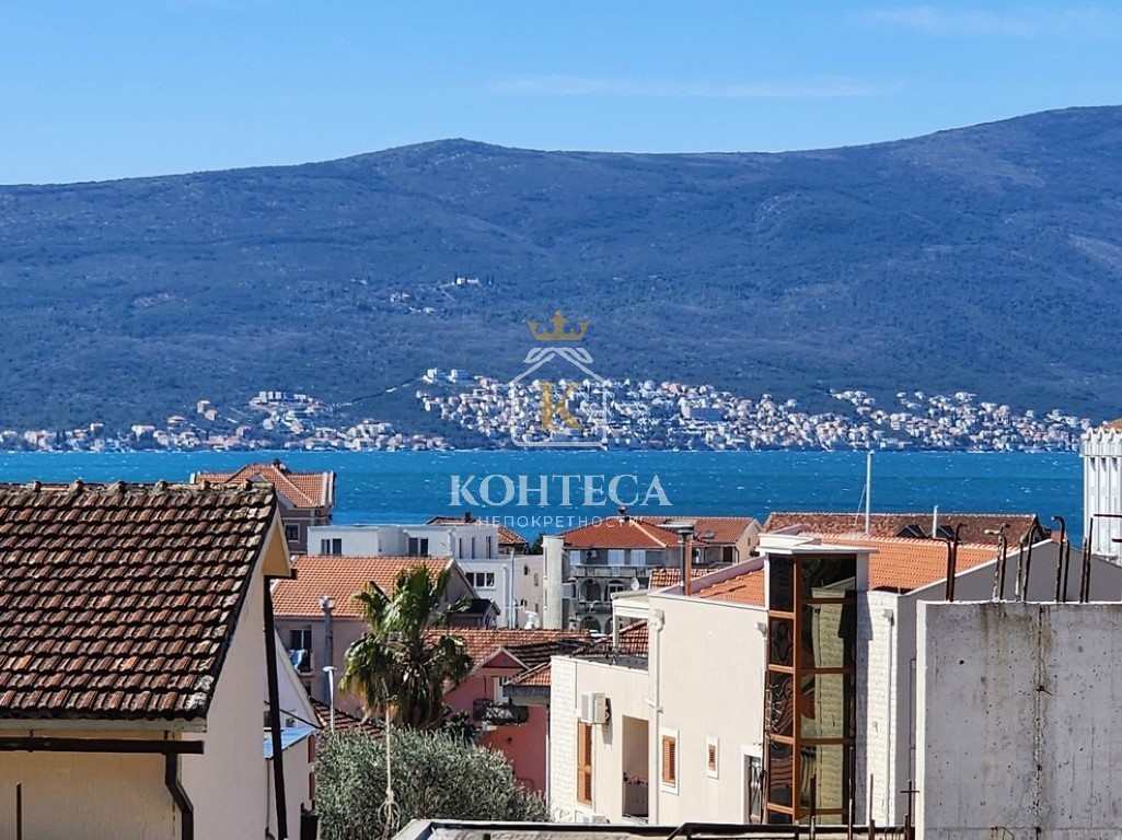 Two bedroom duplex in new building in Kalimanj-Tivat
